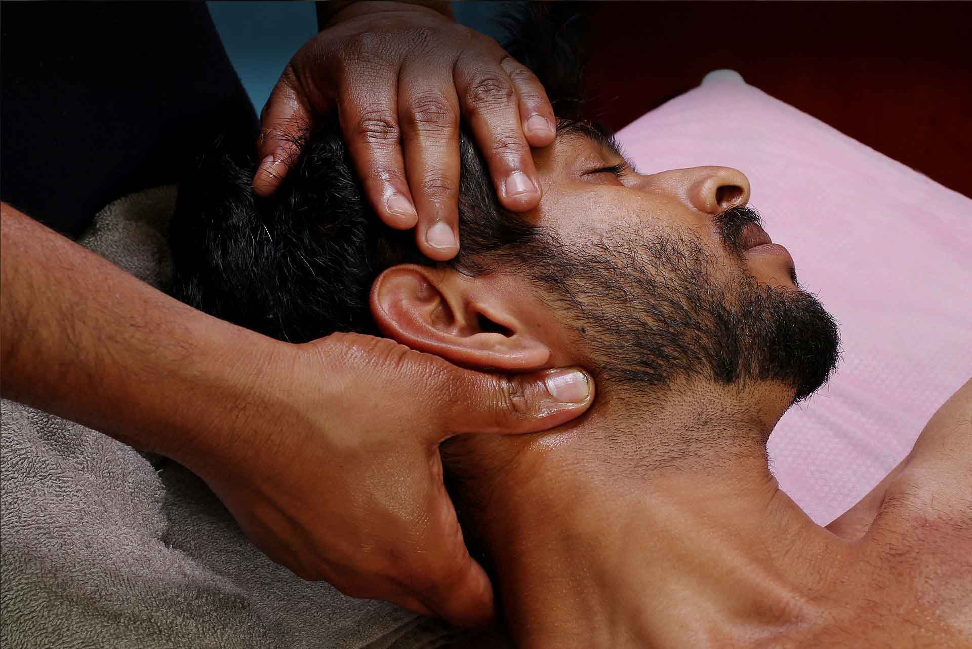 sandhi ayurveda massage center dubai